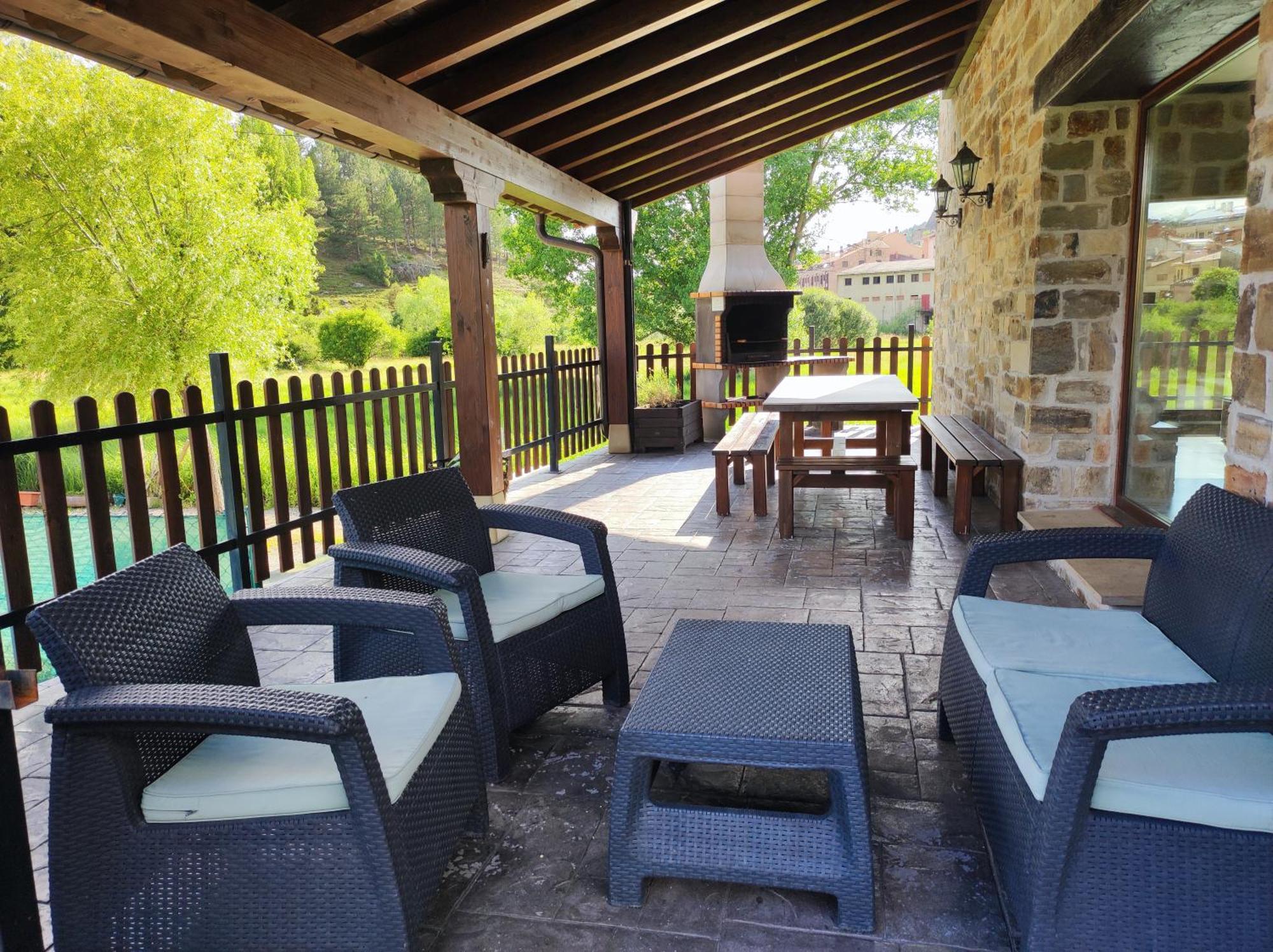 Casa Rural La Puerta Del Rio Lobos Сан-Леонардо-де-Ягуэ Экстерьер фото